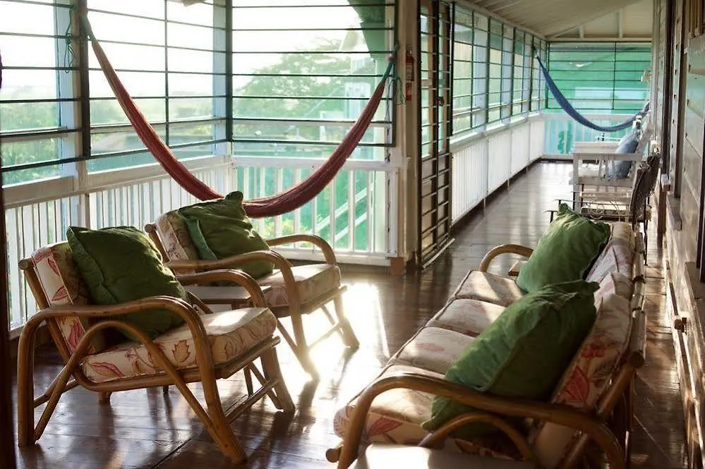Отель Retreat Plantation House Little Bay